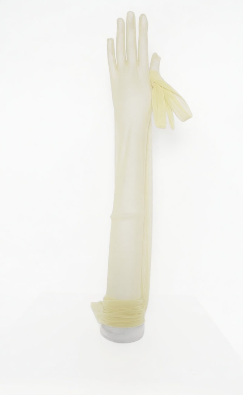 16 BT Sheer Opera Lenght Cream